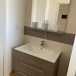 Centre *