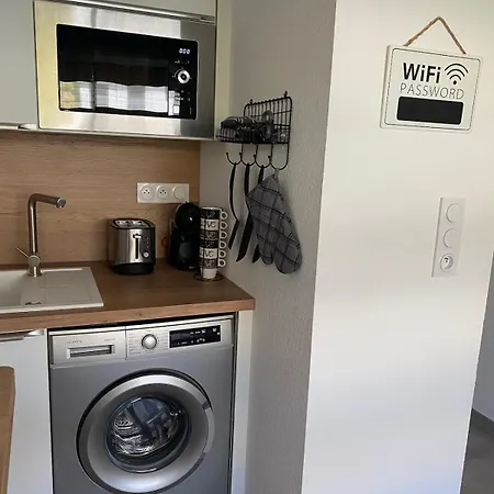 Centre Apartment *